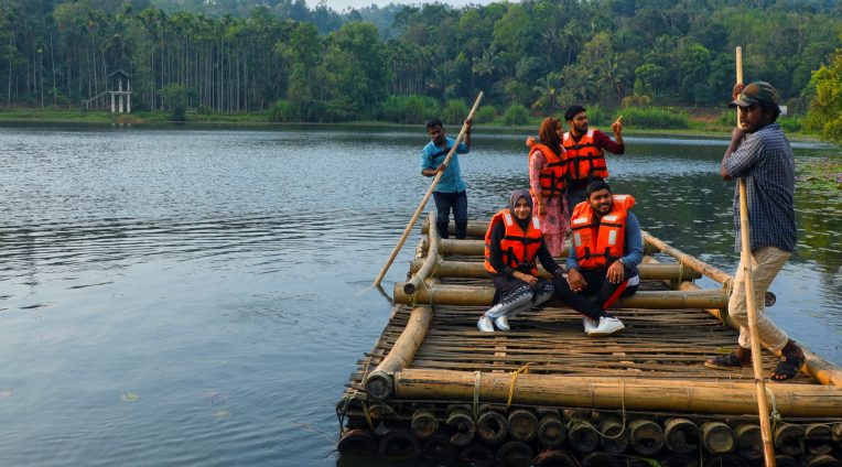 Karlad Lake